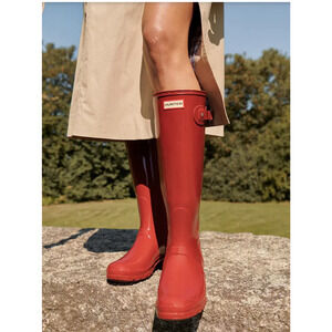 Hunter original tall gloss red rain boots